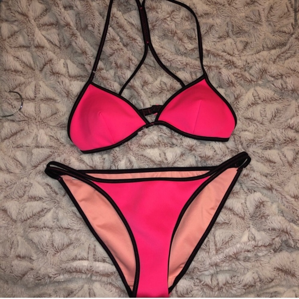 Victoria’s Secret Hot Pink & Black Triangle Bikini